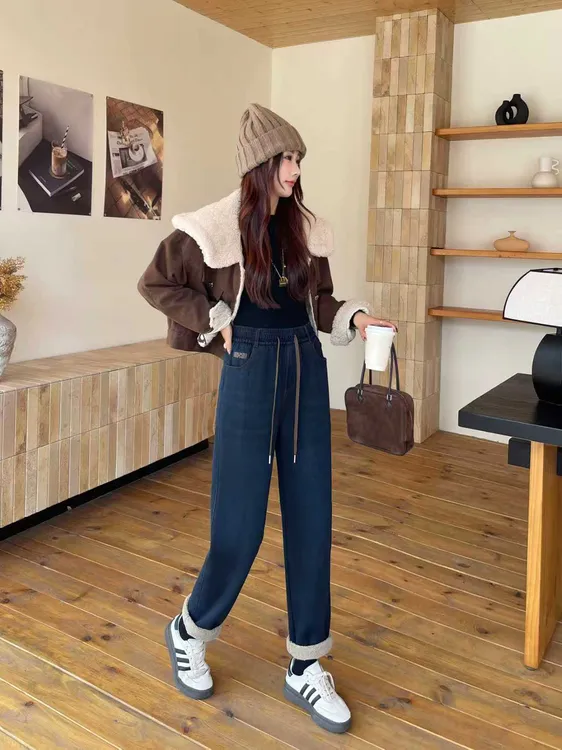 【商超正品】冬季加绒女长裤高腰窄版直筒牛仔裤宽松