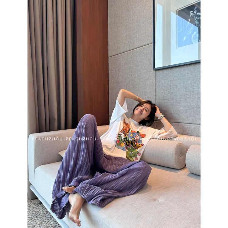 『PEACHZHOU』趣味插画卡通印花新疆棉卷边宽松圆领短袖休闲减龄T恤