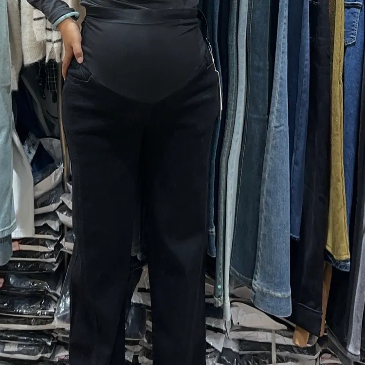 孕妇纯黑色直筒裤