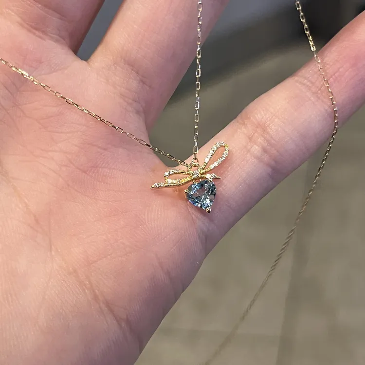 钛钢布艺项链 满钻蝴蝶结蓝色项链2026新款优雅小众设计锁骨链