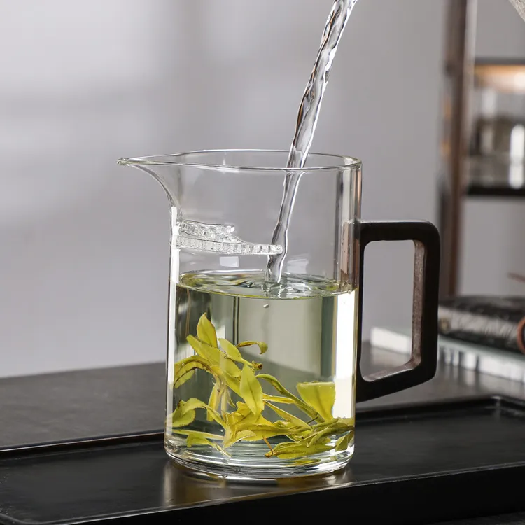 办公室家用木把月牙公道杯打孔过滤一体玻璃杯花茶绿茶泡茶杯否是