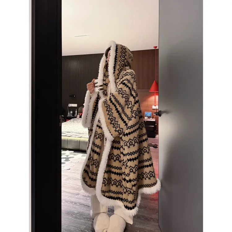 doubleoo毛绒连帽卡其珊瑚绒睡袍斗篷女冬加厚保暖家居服盖毯复古