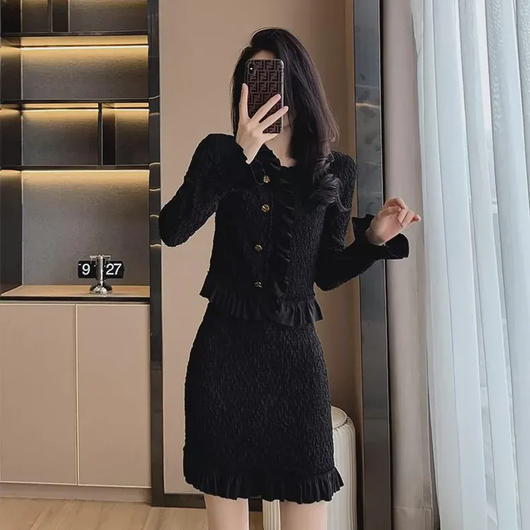 高级感穿搭小香风秋季新款女装套装辣妹盐系穿搭御姐两件套裙子