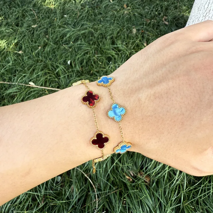 钛钢贝壳手链 四叶草精致气质轻奢时尚小众高级原创设计百搭手链