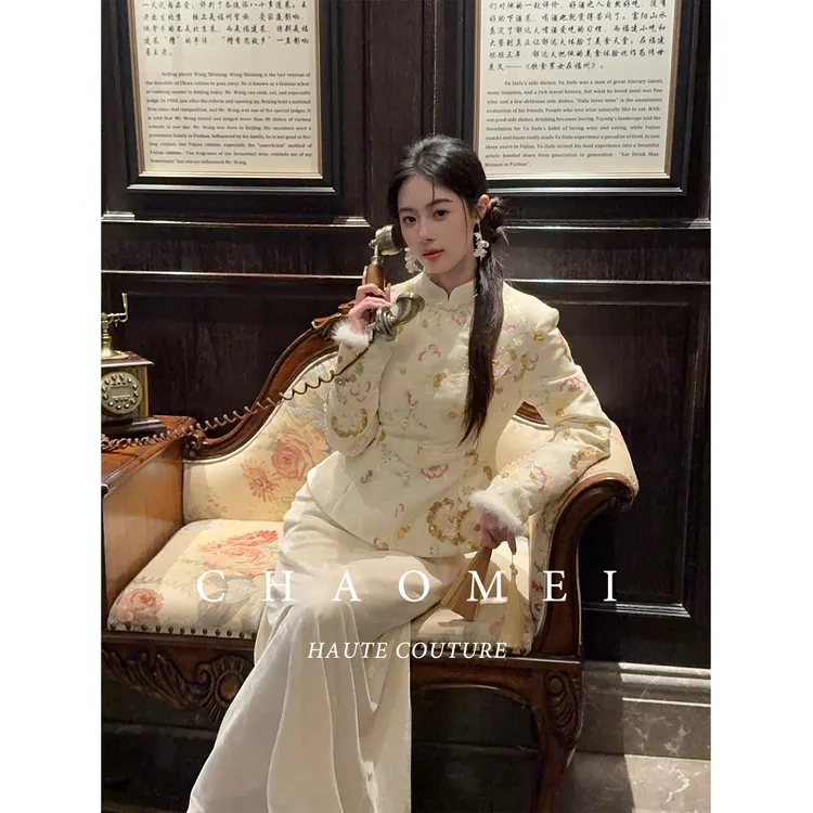 【虞美人】冯（CHAOMEI 新中式丝绒绣珠袖口水貂毛羽绒服+丝绒半裙