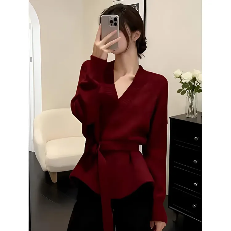 高级感系带收腰V领针织毛衣女2025新款秋冬轻熟风长袖绒衫上衣