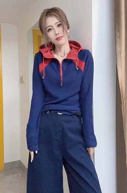 新款拼色帽衫卫衣撞色设计秋冬休闲翻领带帽长袖连帽卫衣26165