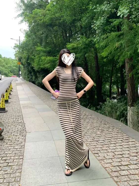 慵懒风条纹休闲时尚套装秋装两件套女短袖T恤上衣半身裙长裙7166