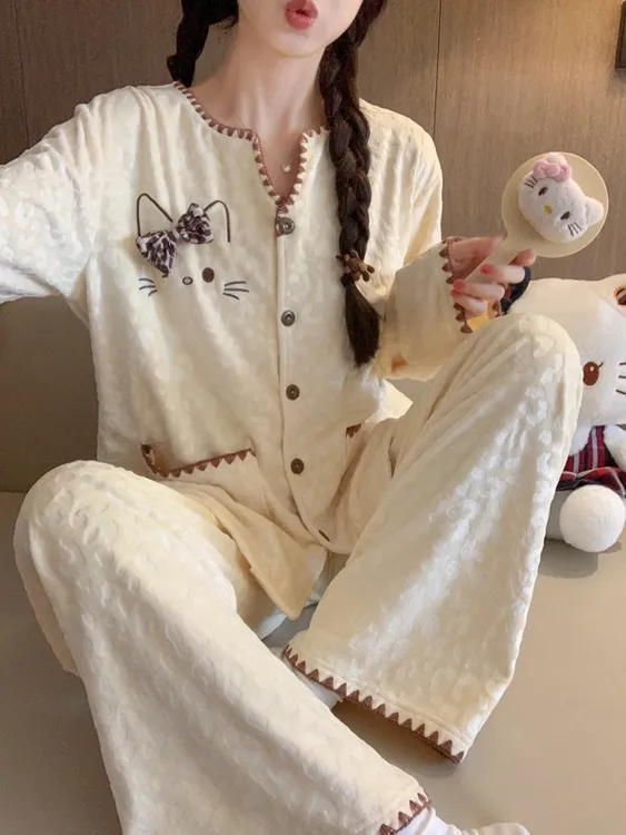 KT猫豹纹提花海岛绒睡衣女秋冬季薄绒款高级感保暖套装家居服