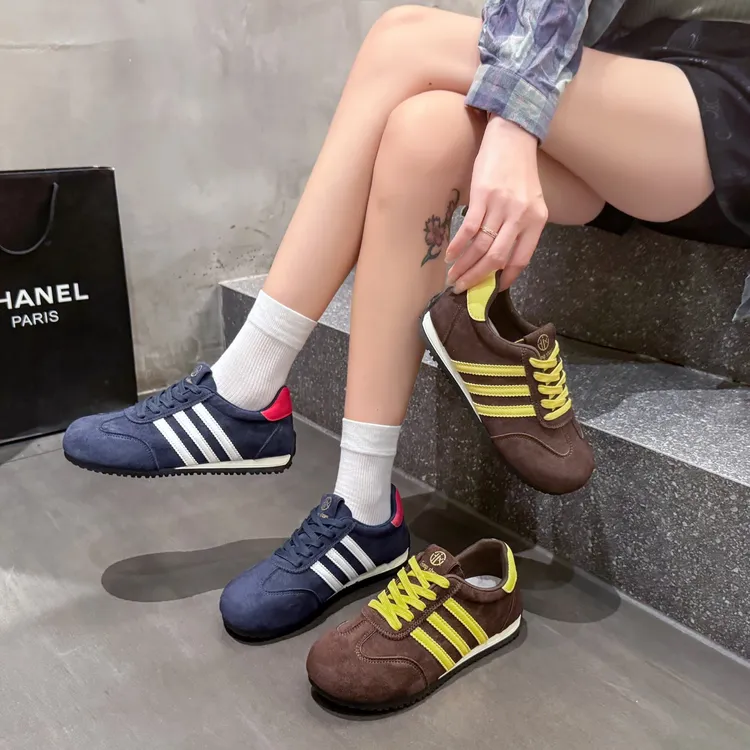 2025年新款秋季女德训鞋时尚百搭休闲运动鞋阿甘鞋软底轻便跑步鞋