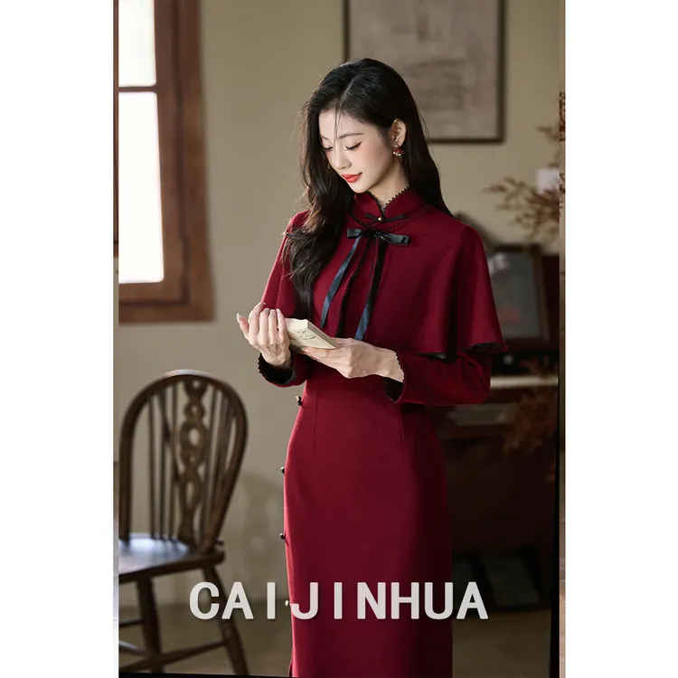 酒红色斗篷旗袍新中式中国风女装连衣裙改良日常可穿订婚新娘敬酒
