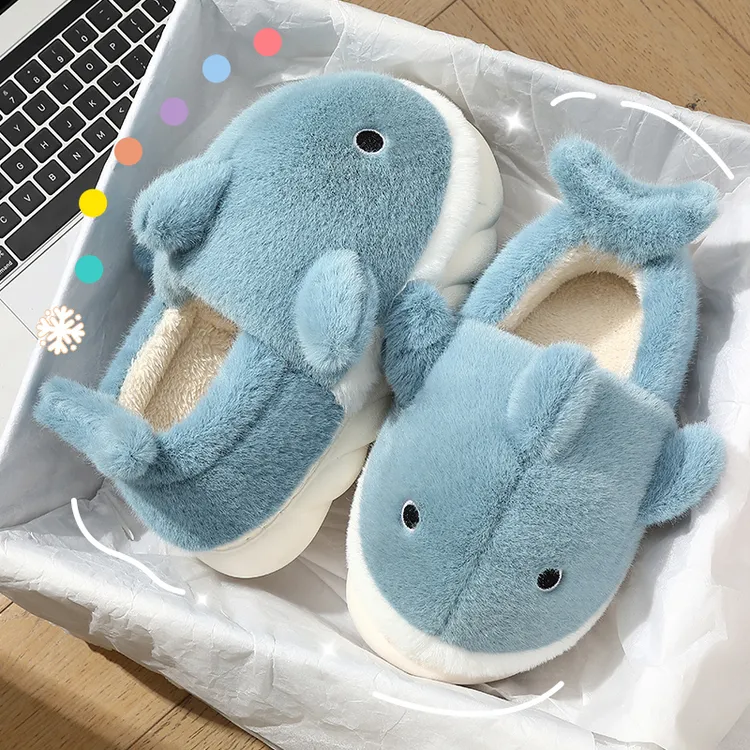 卡通鲸鱼棉拖鞋女款2025新款家居家用包跟厚底防滑毛毛绒棉拖鞋男