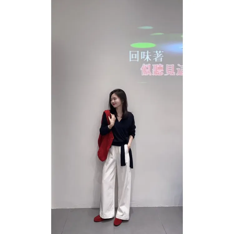 2025秋季新款韩版气质显瘦收腰绑带黑色针织上衣百搭阔腿裤两件套