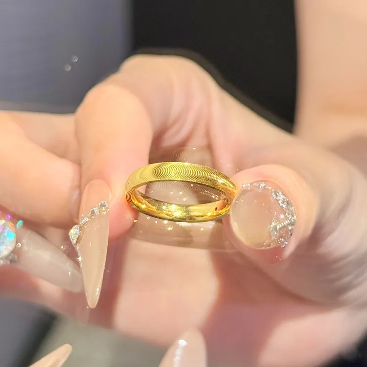 YUQINZHUBAO/钰沁珠宝 铜合金戒指 古法金色猫眼素圈戒指女指环