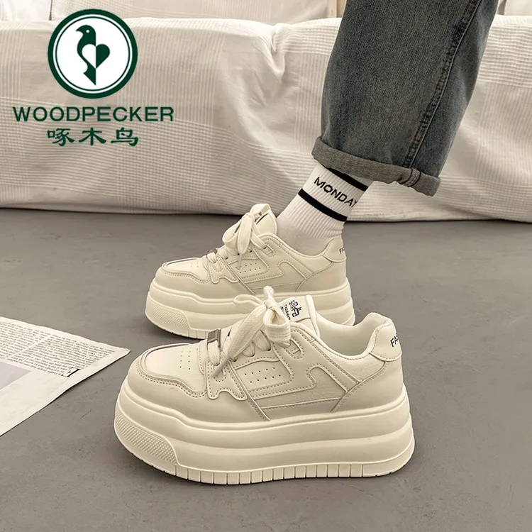 啄木鸟厚底松糕小白鞋女增高小众板鞋2025新款秋冬季休闲运动鞋