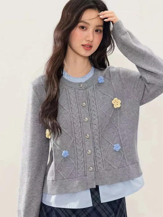 大码花边领衬衫拼接毛衣开衫女2025新款秋上衣假两件针织衫H851