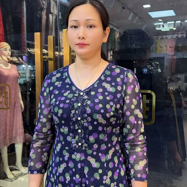 品牌宝蓝色台湾丝连衣裙