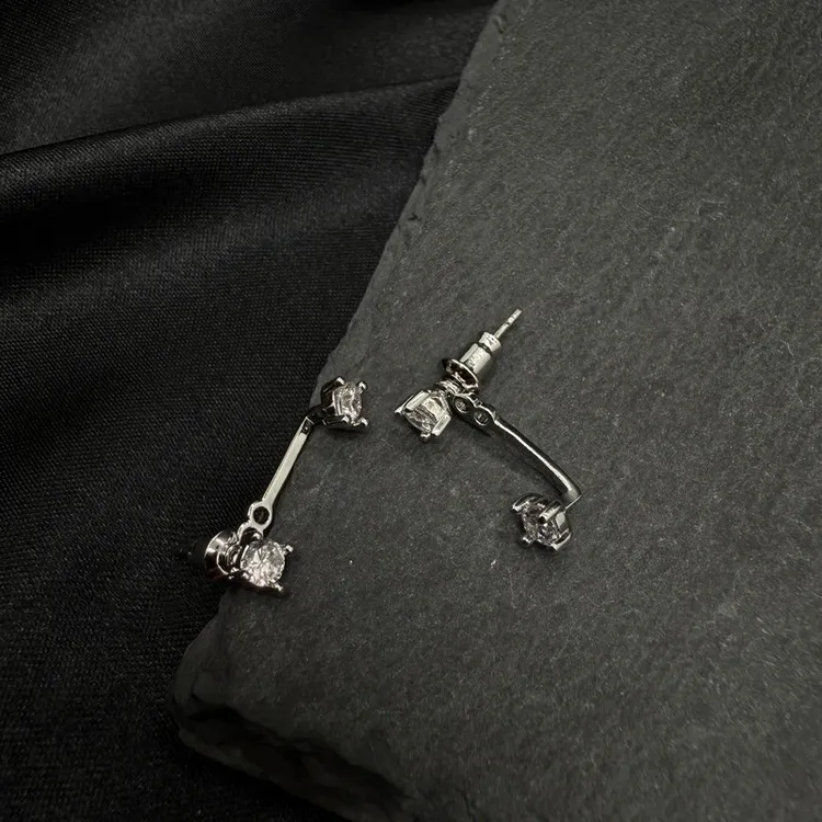 钛钢耳饰 S925银针精致简约四爪超闪锆石耳钉可拆双戴小巧耳饰