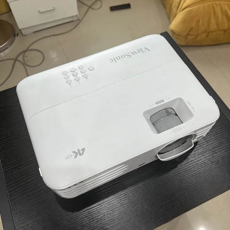 优派PX748-4K投影机4000流明4K分辨率白天直投画质清晰色彩艳丽