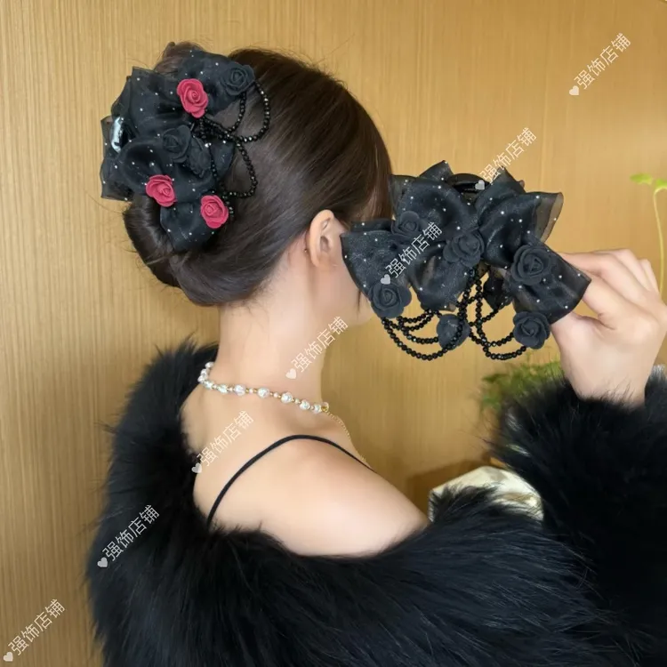 强饰店铺  新款玫瑰鲨鱼夹花朵流苏洋气减龄复古秋冬后脑勺抓夹