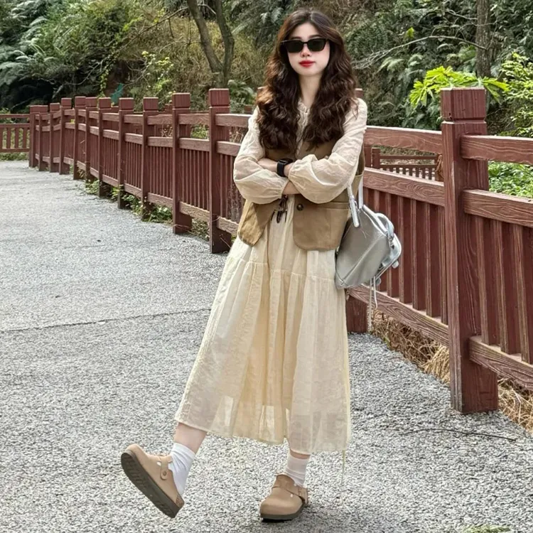 法式复古流行马甲背心连衣裙两件套女2025春季新款高级感套装女士