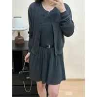 『朱小姐』新款灰色笑脸袖章圆领针织开衫 G347