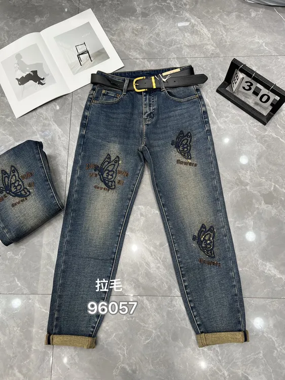 【廷轩】96057-1刺绣水洗秋冬老爹裤弹性破烫钻洞牛仔裤时尚民族风