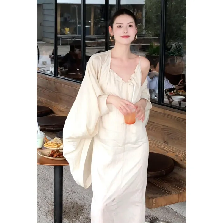 2025早秋热款优雅贵妇奢华别致惊艳高级感开衫吊带条纹连衣裙套装