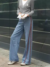 [商场同款】2025秋季新款高腰休闲侧条纹宽松直筒牛仔裤子女110026