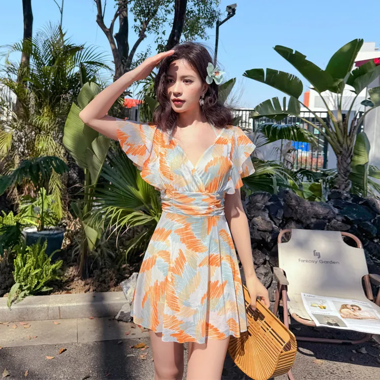 新款女款女士大码式泳衣遮肉高级平角保守显瘦与游泳衣女装泡温泉