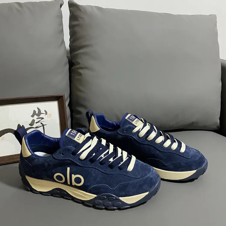 2025秋季新款的时尚潮流舒适百达男士鞋子低帮百搭潮鞋厚底运动鞋