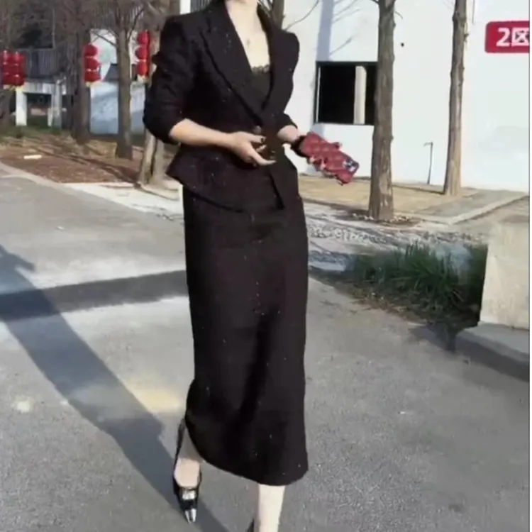 时尚百搭休闲潮流精品女装黑色显瘦女款洋气西装外套气质秋冬