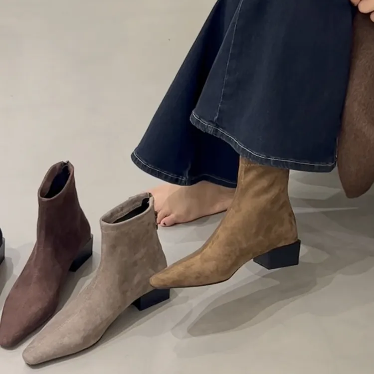 2025新款秋冬后拉链复古棕色绒面韩系小踝靴瘦瘦靴方头粗跟短靴女