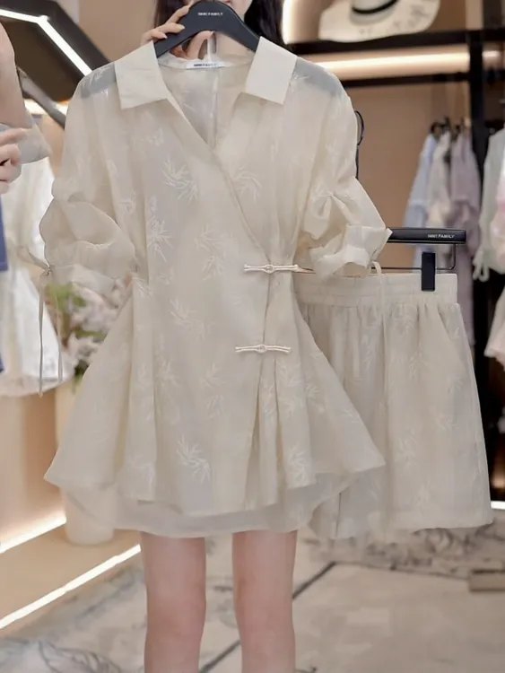 新中式气质国风盘扣提花衬衫短裤女装2025夏季新款慵懒高级三件套