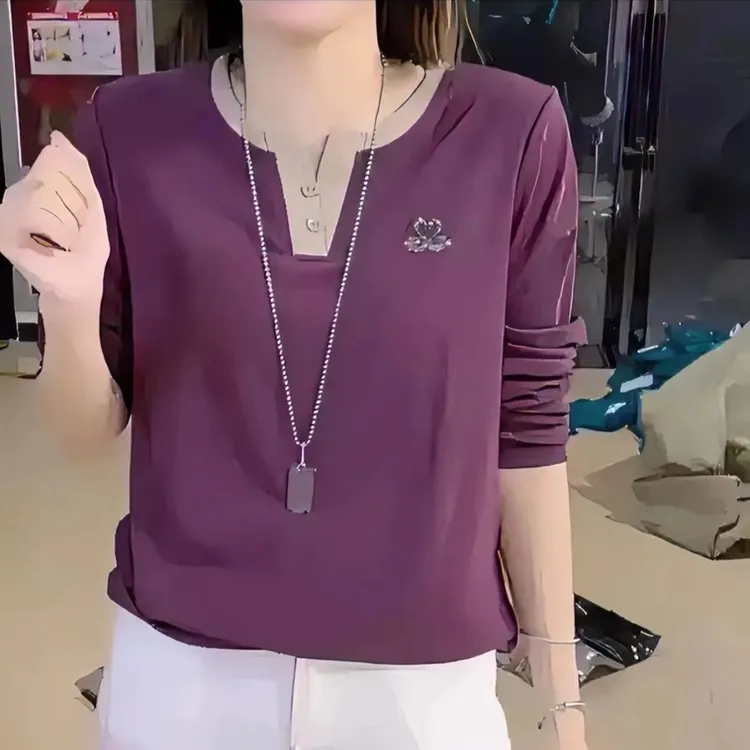 2025年春秋新款剪刀领小天鹅宽松T恤韩版气质减龄长袖打底衫