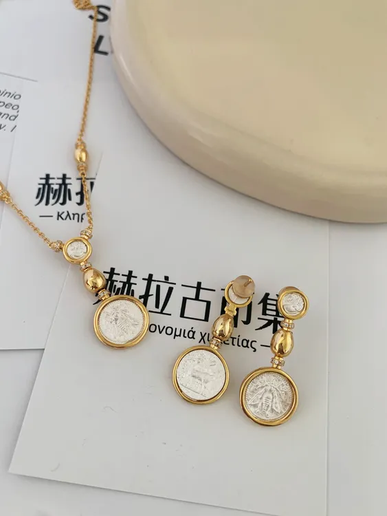 吊坠925银 中古风回首狮蜜蜂双币项链高级感925纯银轻奢吊坠