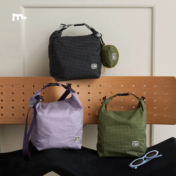 莫语 多功能户外单肩包 轻量化防泼水卷卷包便携出行格子手拎袋