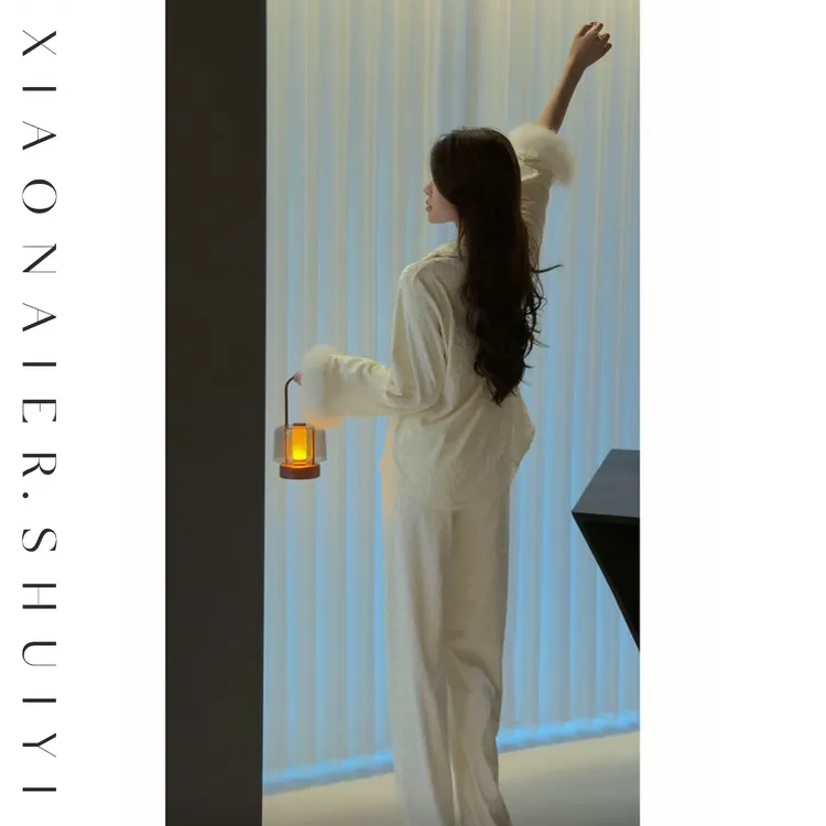 【油画栀子】毛毛袖海岛绒秋冬保暖长袖长裤女高级可外穿