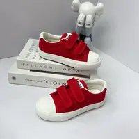 9095芭芭鸭儿童帆布鞋休闲运动防滑耐磨
