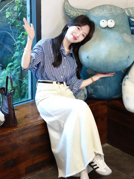 2025春季新款韩系简约气质格纹衬衫百搭高腰显瘦牛仔裙两件套装