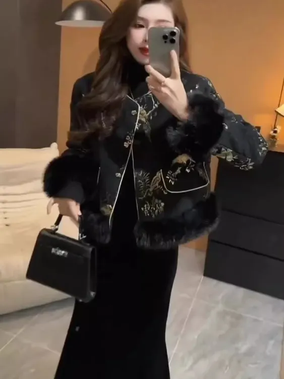 2024年冬季女装新款爆款网红新中式国风盘扣洋气外套半身裙两件套