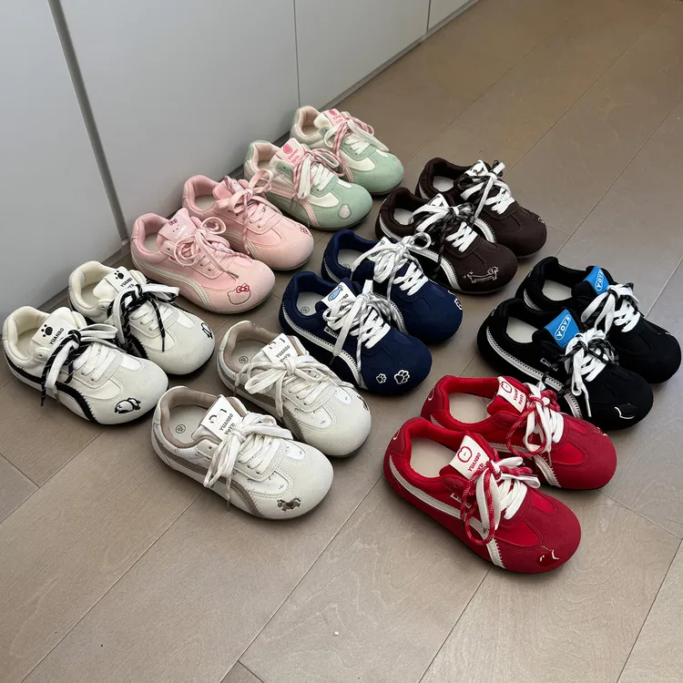 35-43码秋冬加绒休闲泡芙鞋显脚小百搭德训鞋软底板鞋41大码女鞋