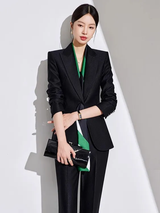 0282气质高级感黑色小西装外套女修身微喇裤职场女士西服套装
