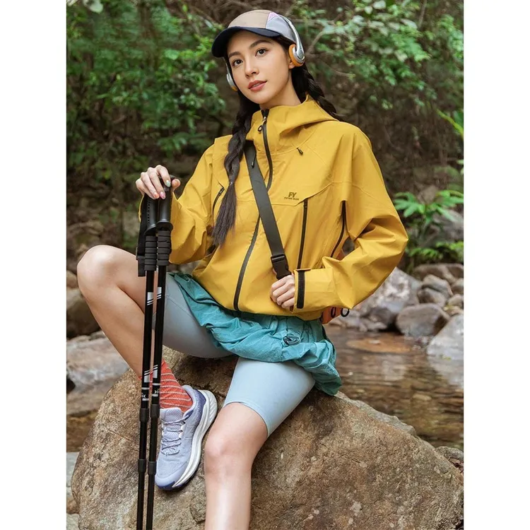 德国黄色冲锋衣外套女2025春秋新款休闲三合一户外防水徒步登山服
