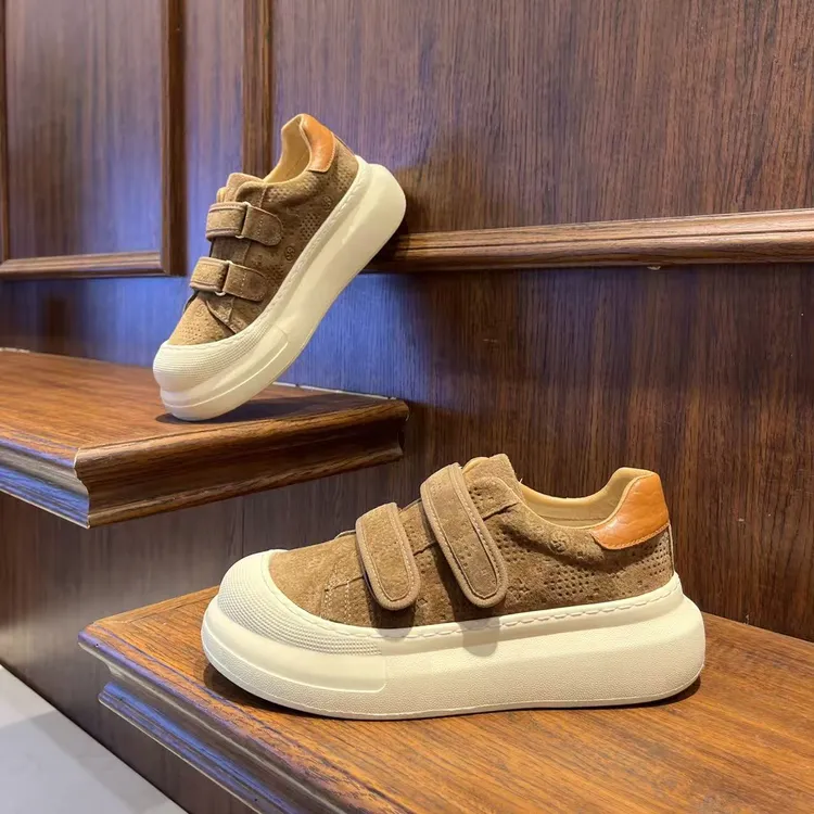 男鞋时尚纯色百搭皮革低帮魔术贴厚底休闲鞋复古风潮流轻便潮男鞋