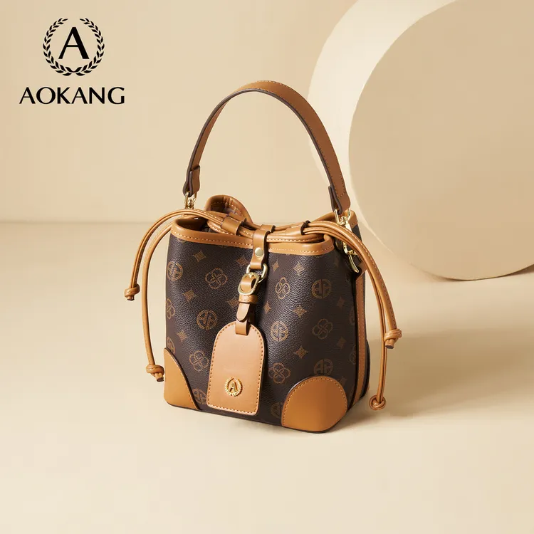 奥康水桶包2025新款包时尚通勤包百搭手提包大容量单肩包斜挎女包