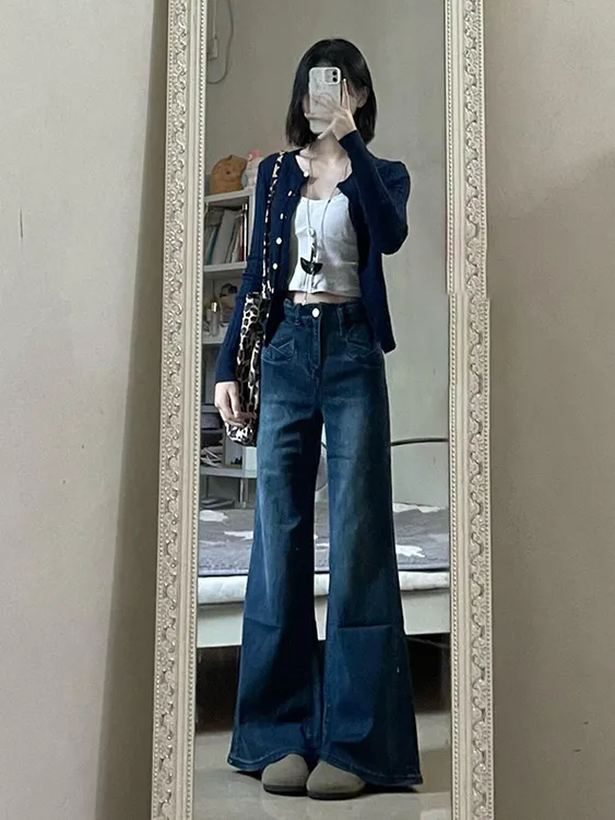 美式复古微喇牛仔裤女秋季2025新款高腰宽松阔腿不贴腿喇叭长裤子