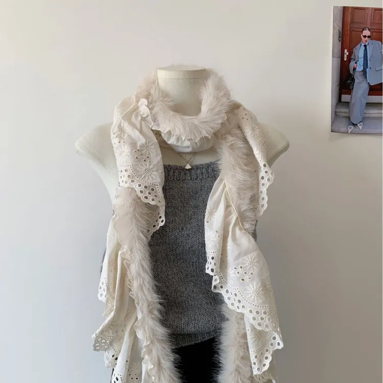 蕾丝毛绒拼接围巾女毛边个性y2k辣妹保暖围巾秋冬围脖叠戴潮流