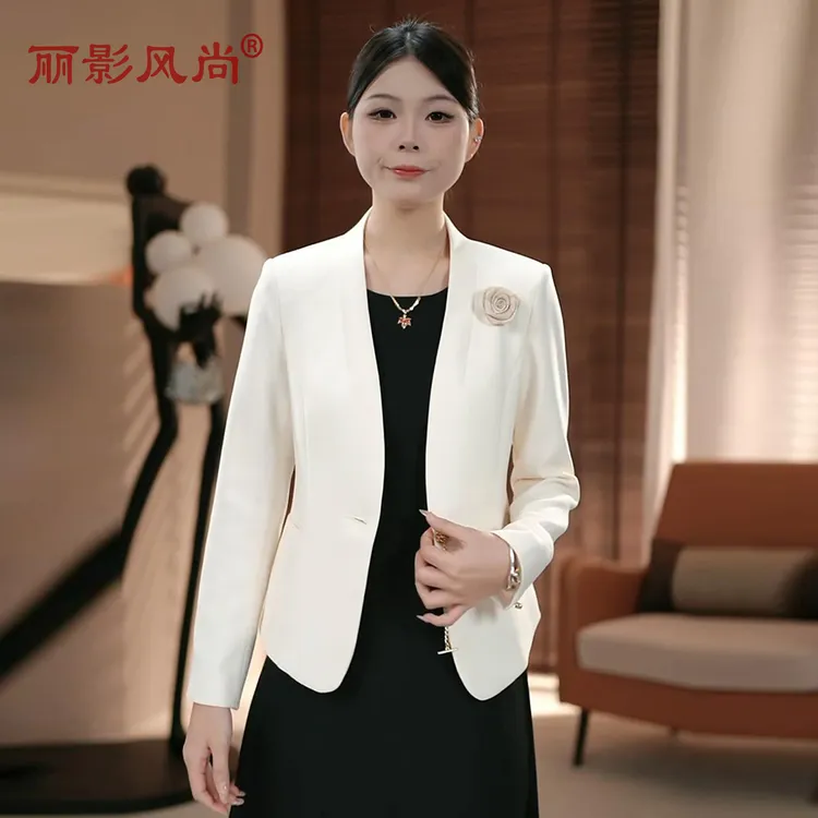 小西装外套女小个子新款春秋修身立领时尚休闲气质韩版短款上衣