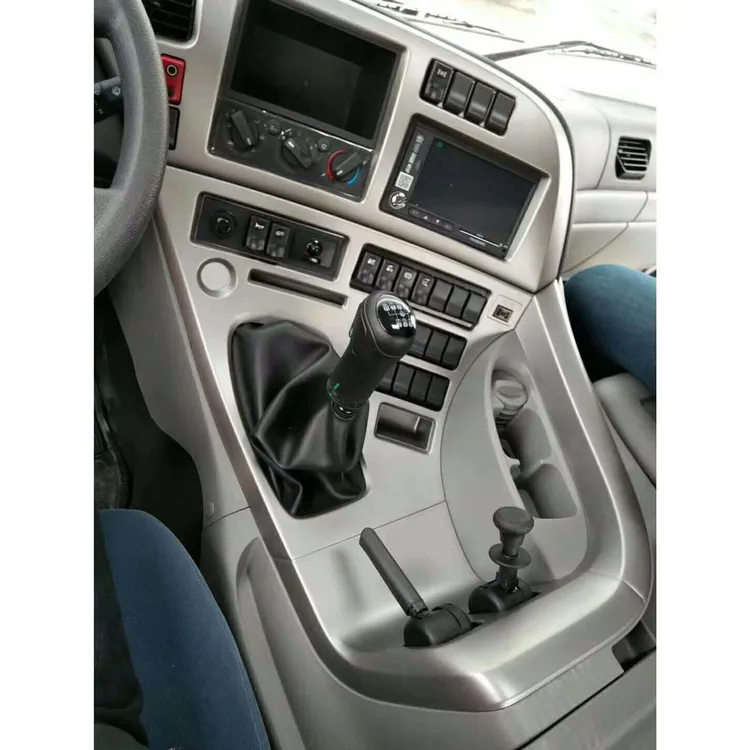 东风天龙仪表控制驾驶室环绕工作台开关面板中控版挂档杆防尘套围